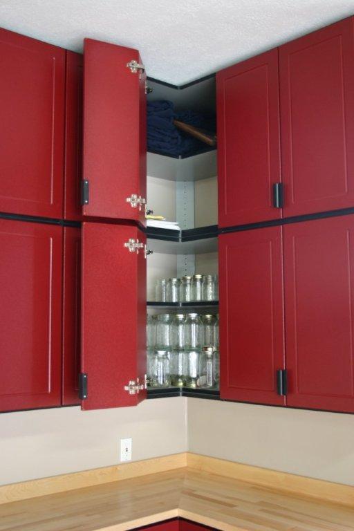 Read more about the article Best Garage Cabinets Company in Overland Park: Why Garage Cabinets Matter More Than You Think