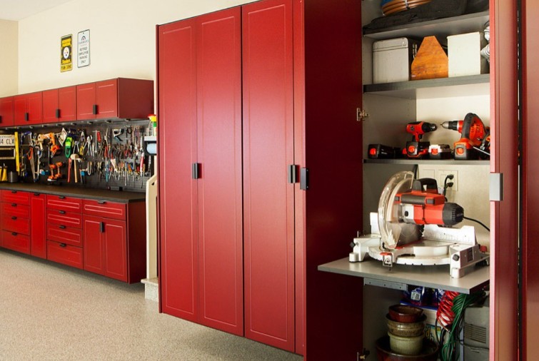 Read more about the article Garage Cabinets in Overland Park: Durable, Functional Storage from Banner Garage KC