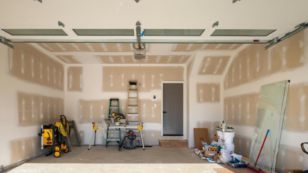 garage storage company in Liberty