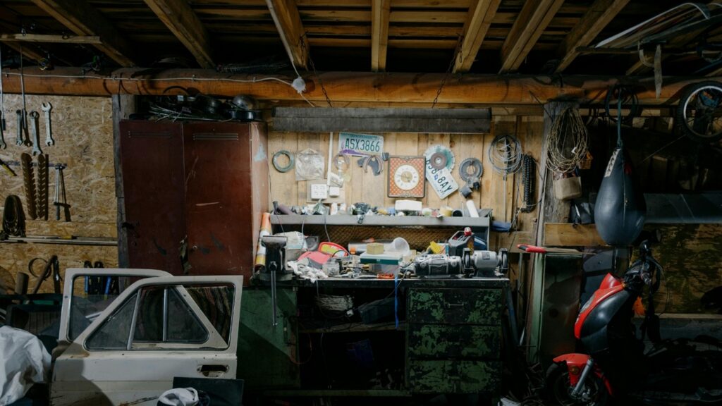 Garage Storage Company in Liberty